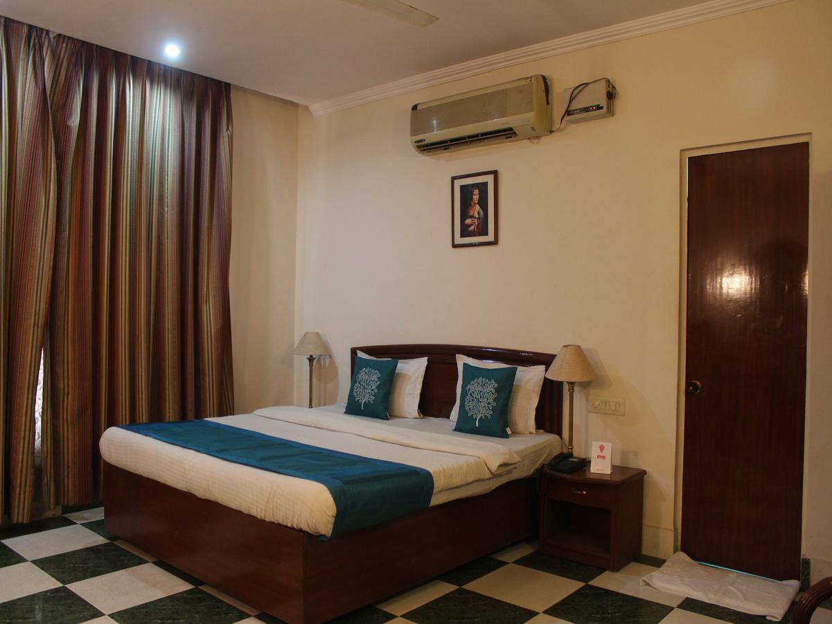 Oyo 5232 Kwality Hotel Дехрадун Екстериор снимка